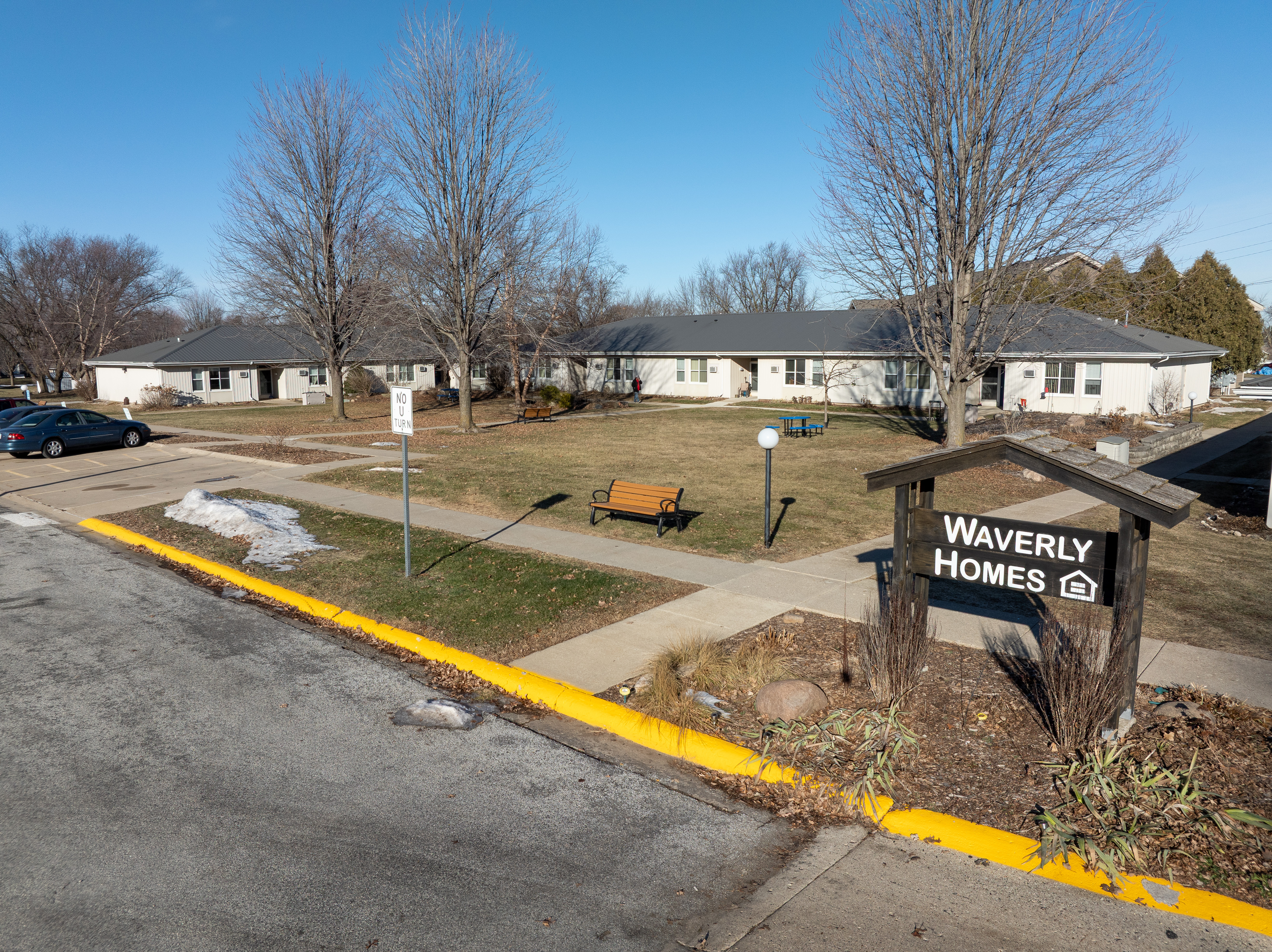Waverly Manor three-story elderly housing building at 320 15th St NW Waverly Iowa